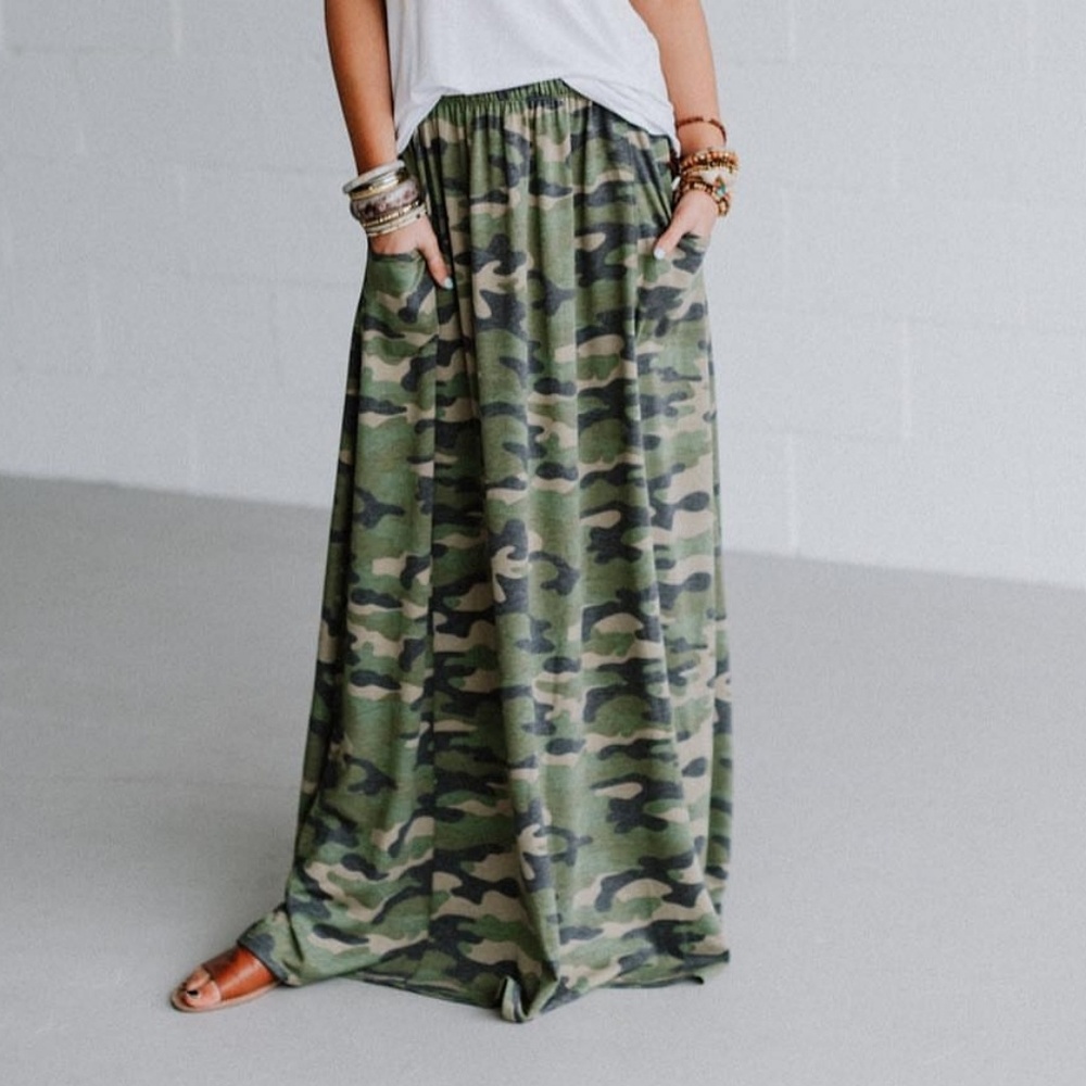 Three Bird Nest Camo Maxi Skirt Size M